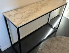 Avlastningsbord med marmors...