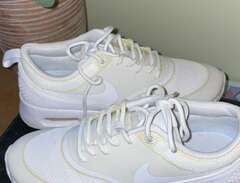 Nike skor oanvända och tama...