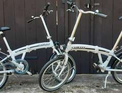 2 st hopfällbara cyklar mär...