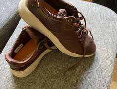 skor Timberland läder