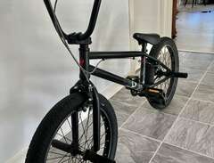 BMX cykel (Specialized P20)