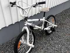 BMX PEAK trickcykel