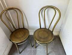 stolar i guld/brunt