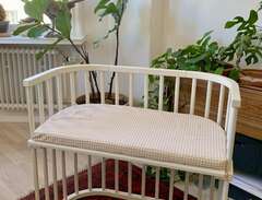 Babybay bedside crib sidosä...