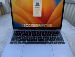 Macbook Pro 13,3 tum 2017