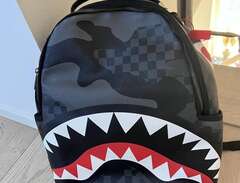 Sprayground ryggsäck shark