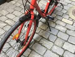 Röd felfri Scott cykel 28 tum