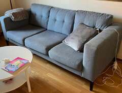 Fräsch, grå 3-sits soffa