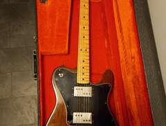 Fender Telecaster deluxe-77