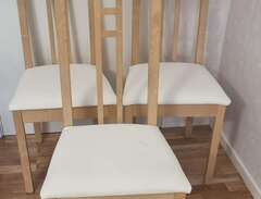 Tre Ikea stolar "Aron" i Bj...