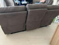 Soffa med två recliner