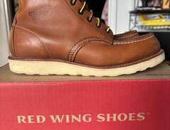 Red Wing Moc Toe