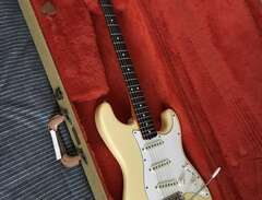 Fender Stratocaster America...