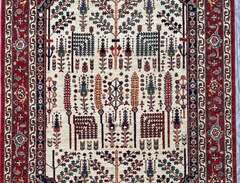 Persisk handknuten äkta matta