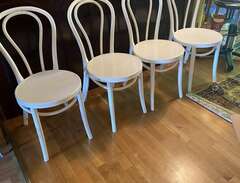 4 retro vita öglan stolar Ikea