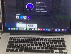 Fin MacBook PRO Laptop Säljes!