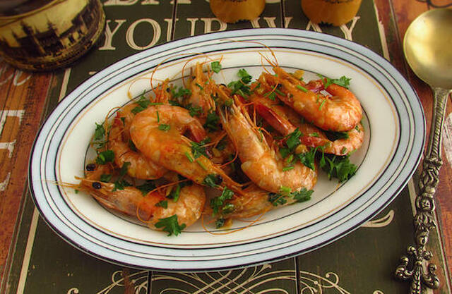 Fried shrimps with mustard | Food From Portugal