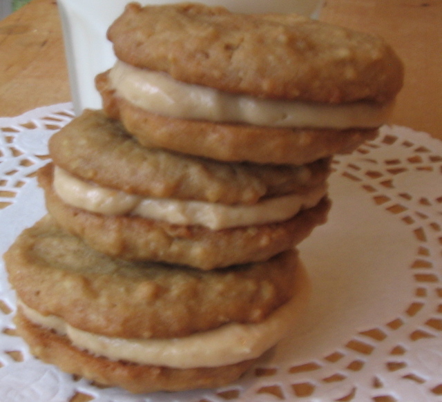 Disclaimer: I Am Not A Professional Photographer...Outstandingly Awesome Peanut Butter & Banana Sandwich Cookies