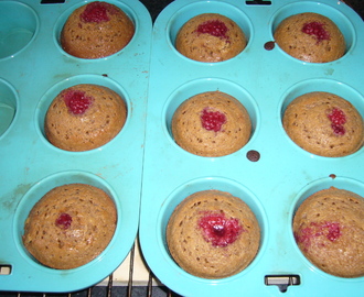 Volkoren speltcupcakes met framboos (suikervrij)