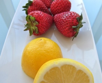 Guest Blogger - The Foodie Physician's Sonali Ruder - Strawberry Pineapple Lemonade
