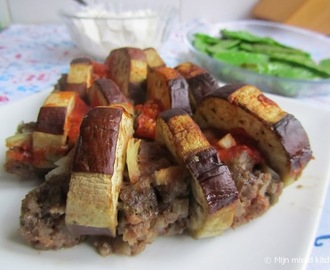 Fırında patlıcan kebabı (Turkse ovenschotel met aubergine, tomaat en köfte)