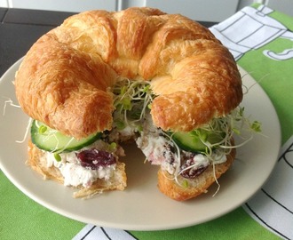 [Recipe Quickie] To- Die-For Veggie Croissant Sandwiches