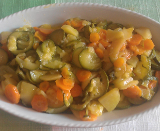 Insalata di zucchine patate e carote lesse