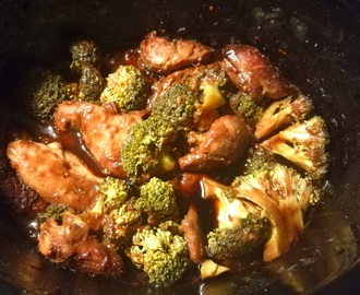 Crockpot-Mongolisk kyckling med broccoli