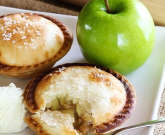 Mini Apple Pie A La Mode