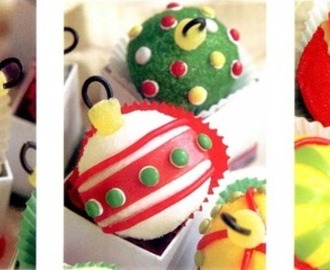 Cooking with Toddlers: Easy Christmas Ornament Cupcake Recipe
