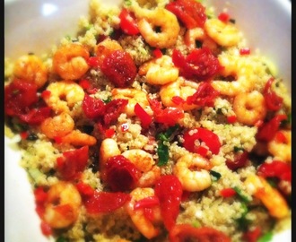 Quinoa met garnalen, tomaatjes en veel kruiden