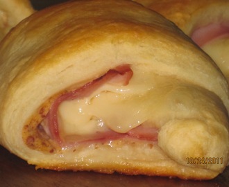 Ham and Cheese Crescent Roll Ups…