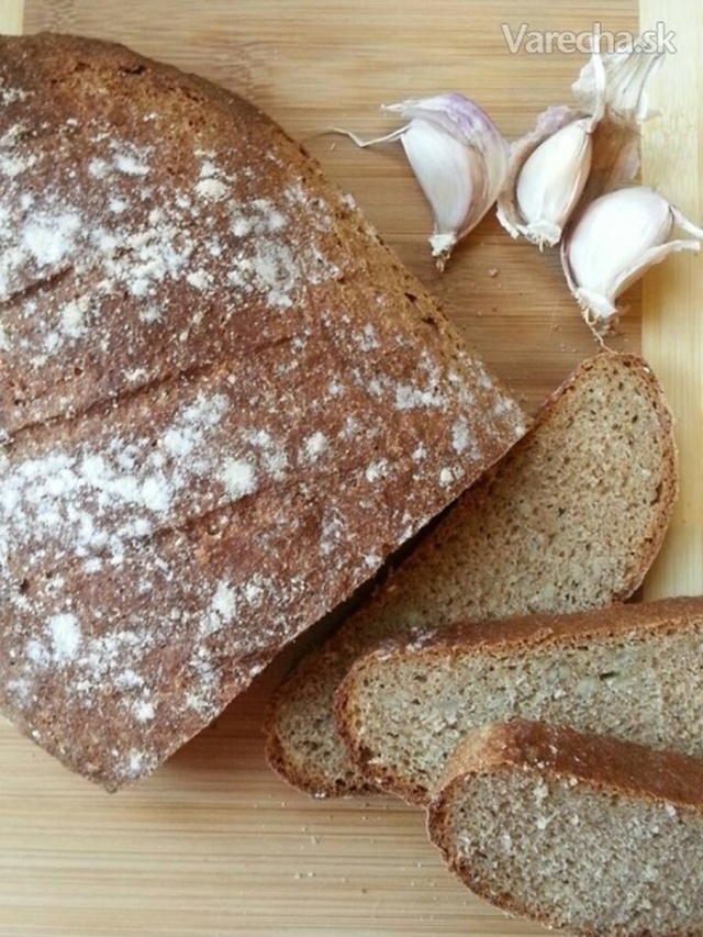 Domáci chlieb trošku zdravo (fotorecept)