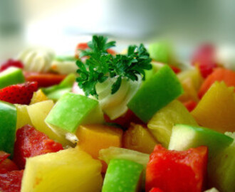 Zdravé a chutné zeleninové a ovocné šaláty