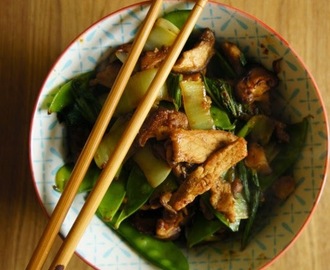 Wok express de porc aux légumes et au saté