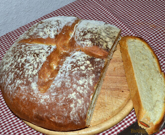 White Cob Loaf / Balta apvali duona
