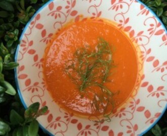 Geroosterde venkelsoep met tomaten