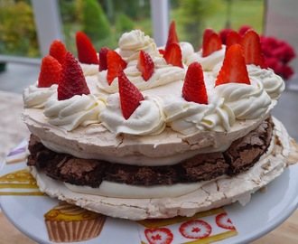 My Strawberry Meringue Layer Cake
