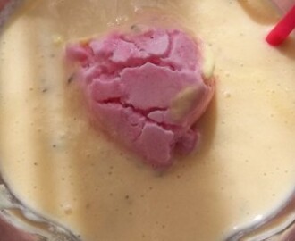 Fehérboros sárgadinnye leves kefirrel, fagylalttal