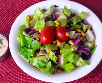 Garden Salad with Pear