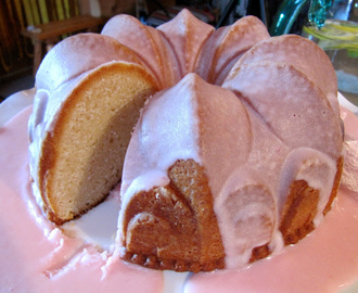 Sugar Baby Aprons Pink Lemonade Bundt Cake
