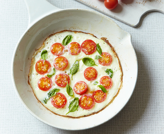 Egg white omelette with cherry tomatoes