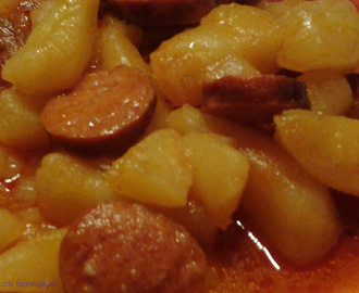Paprikás krumpli kolbásszal