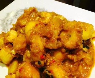 Ukom Isip – coconut and seafood plantain pottage