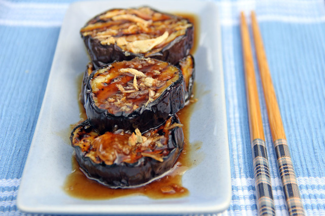 Grilled Eggplants in Garlic Oyster Sauce
