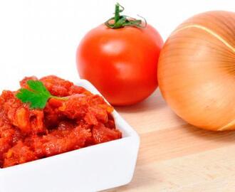Cómo cocinar el sofrito de tomate para potenciar sus beneficios