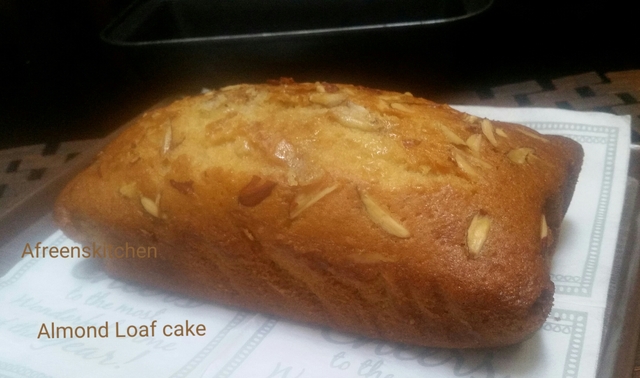 Almond loaf cake