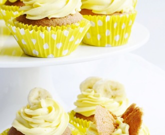 Fotorecept: Vanilkovo-citrónove muffiny s jahodovým a bananovým mascarpone krémom