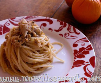 Spaghetti allo sgombro con panure agli agrumi