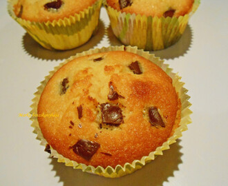 Citromos muffin amarénával és étcsokoládéval